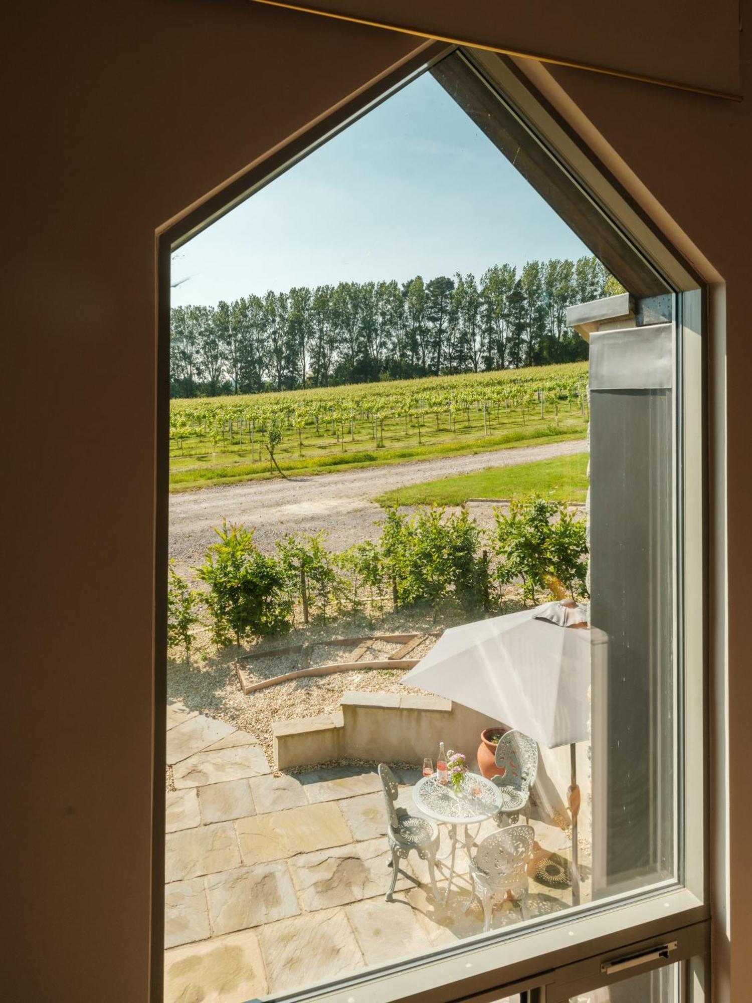 The Old Winery No1 *